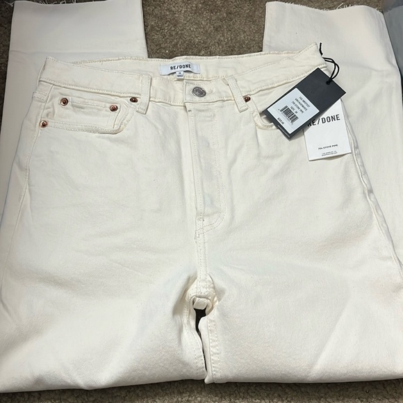 70s Stove Pipe High Rise Straight Ankle Jeans in Vintage White - Picture 5 of 7